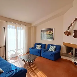 https://monarca-maresa-apartment.sicilyhotelsitaly.net